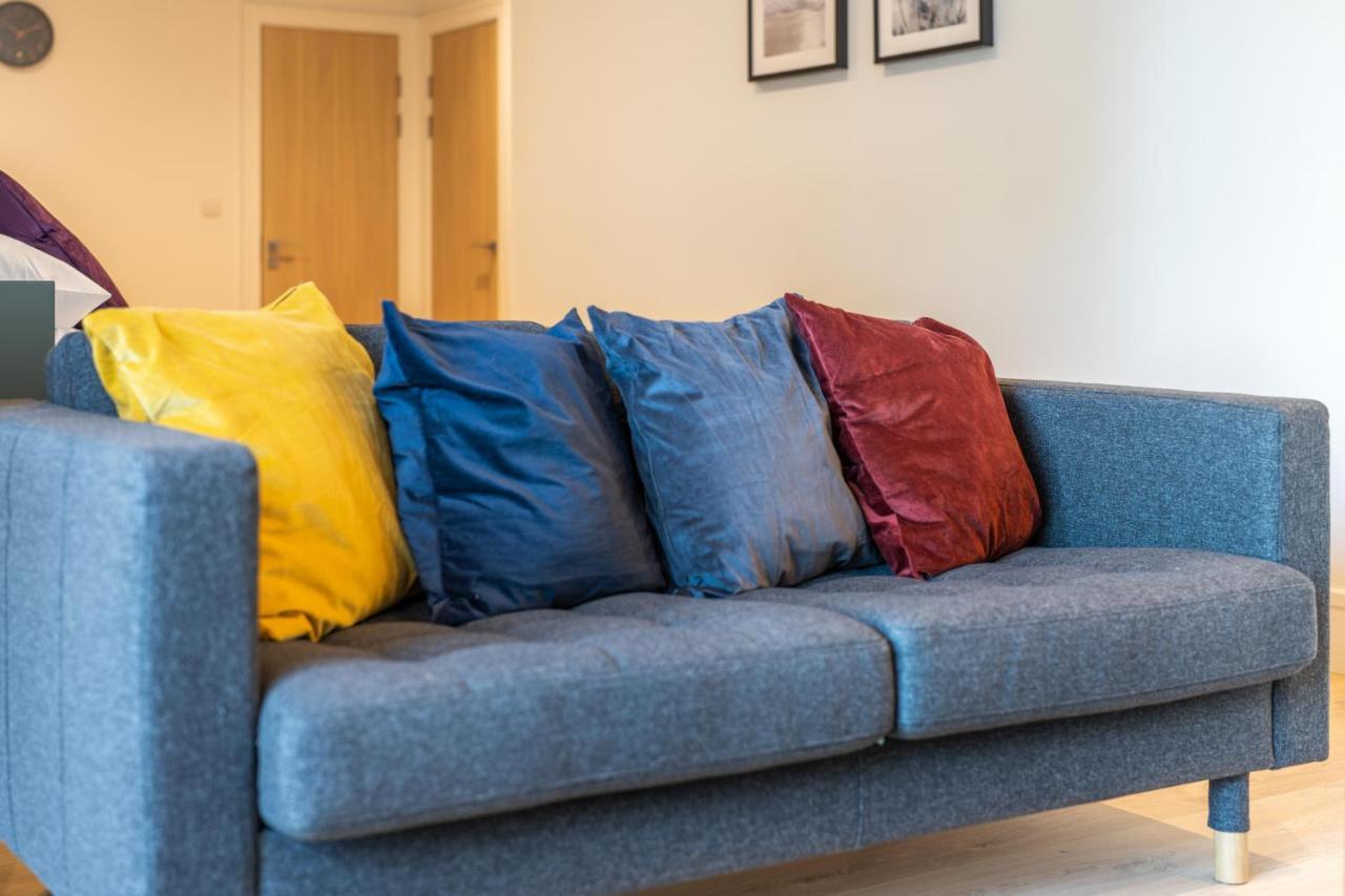 Feltham Cozy Apartments - Free Wifi And Parking Onsite מראה חיצוני תמונה