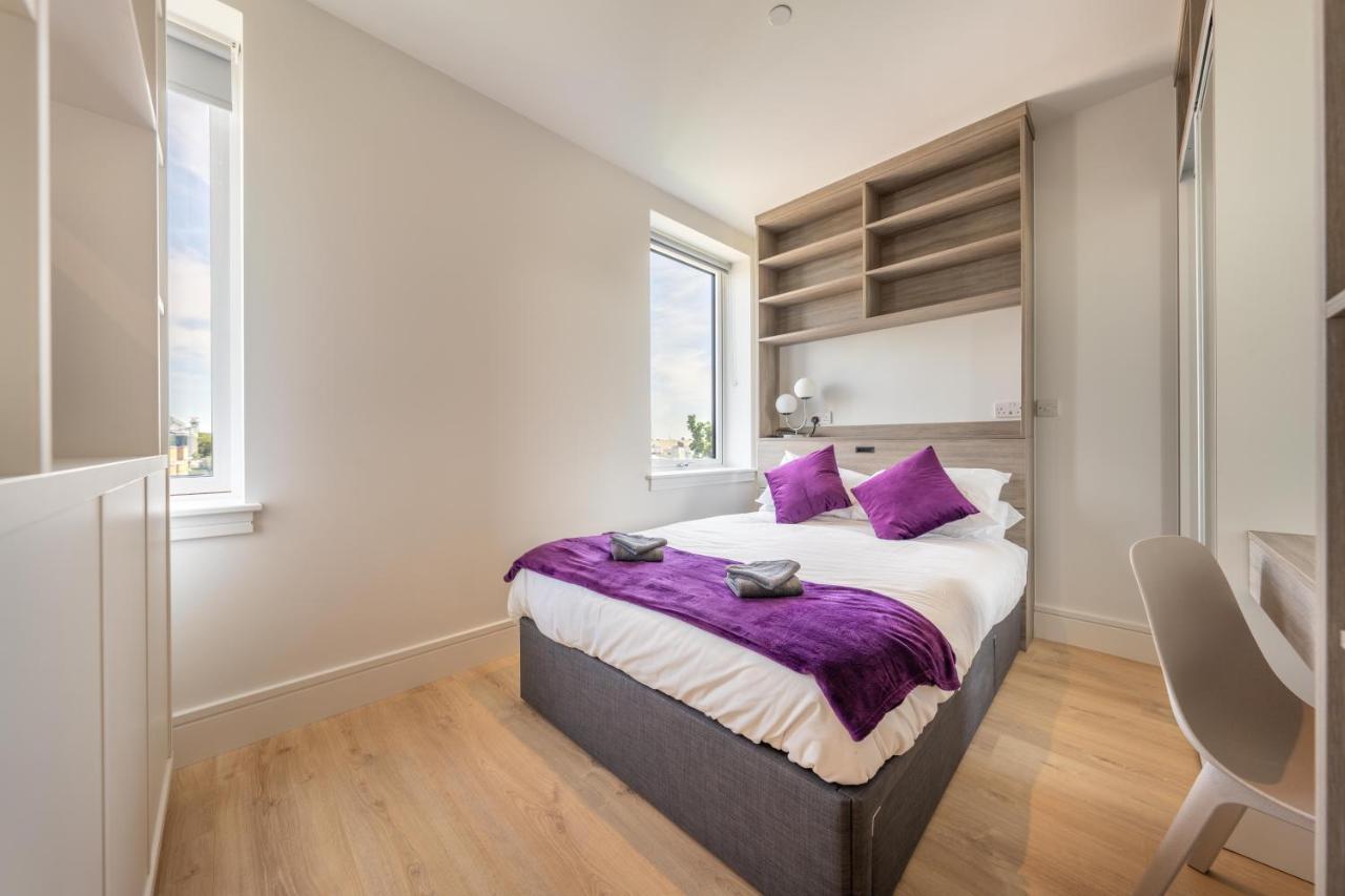 Feltham Cozy Apartments - Free Wifi And Parking Onsite מראה חיצוני תמונה