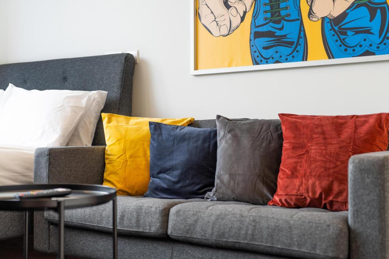 Feltham Cozy Apartments - Free Wifi And Parking Onsite מראה חיצוני תמונה