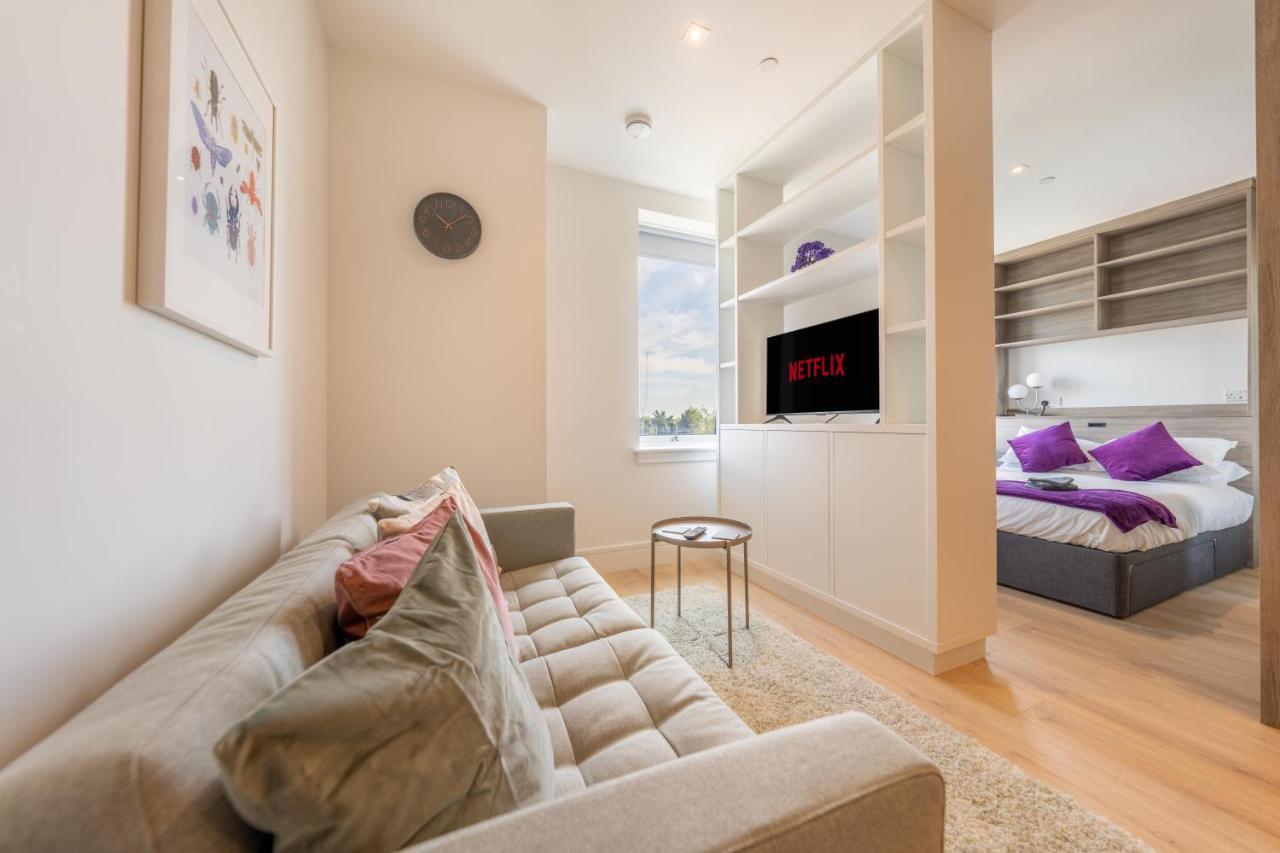 Feltham Cozy Apartments - Free Wifi And Parking Onsite מראה חיצוני תמונה